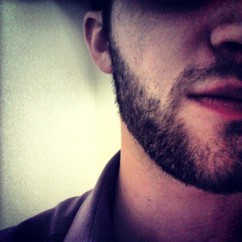 theniwasinspired:  This beard yo. #beard #worksucks 