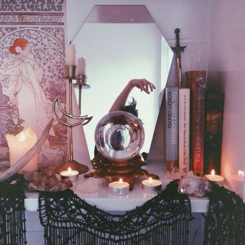 lapiscat: Beginner Witchery Disclaimer: Witchcraft is NOT a religion! It is a practice, or skill. An