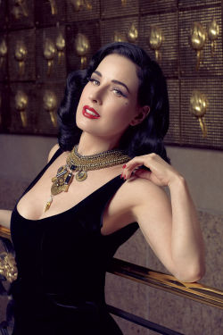 suicideblonde:  Dita Von Teese