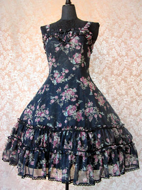 mlle-marianne:Here is my last display of Victorian Maiden’s chiffon pieces, since I believe I showed