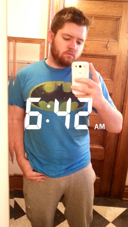 pristinely-ungifted:  Things I miss about college: sweatpants every day and not being up this early 