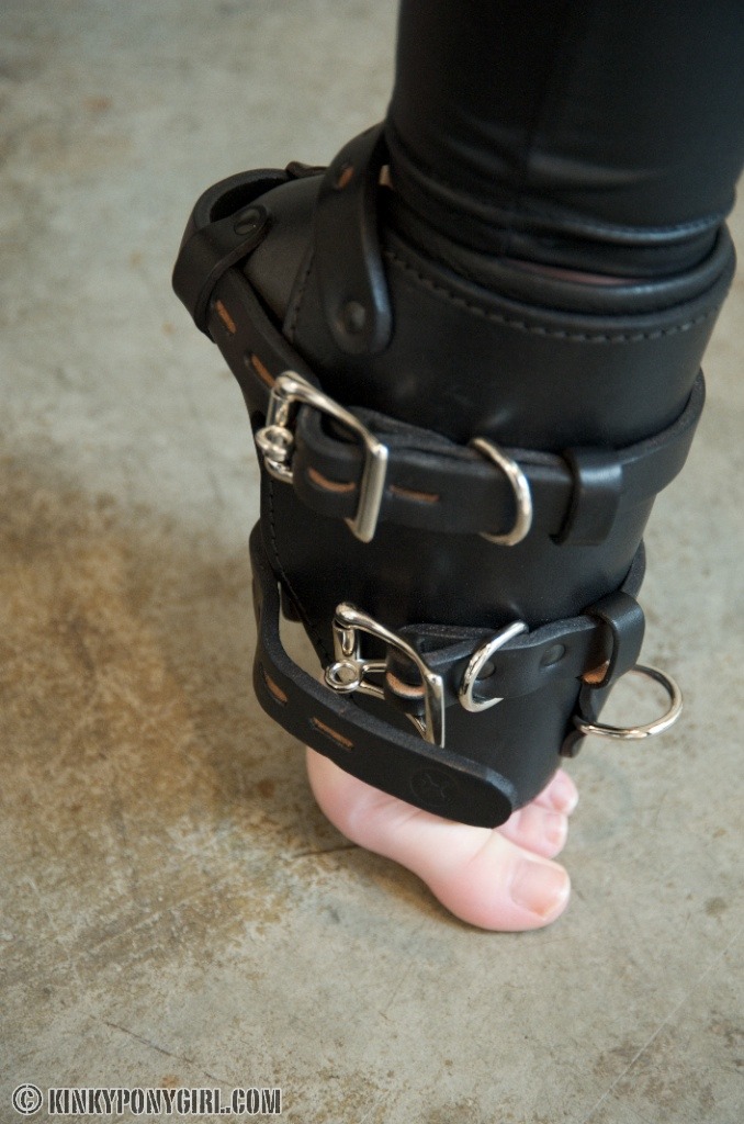 aerdna22:  Kinky Ponygirl-Foot Trainers 