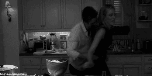 romancepics:  The Evolution of Romance