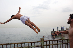 broux: Jump - Istanbul, Turkey by Maciej