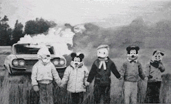 brxken-hoe:  Welcome to Disneyland