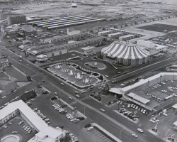 vintagelasvegas:  Westward Ho &amp; Circus Circus. Las Vegas c. 1969-70  by Las Vegas Sun photographer Ken Jones.   We stayed here back in 1970 when we first moved here from New York