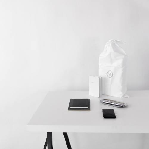 minimalismco:  #design enthusiast? explore our elevated #essentials @minimalism.co   and shoot us a note with the #minimalist brands you’d like to see in our next parcel.   #minimalmood #minimalism #minimalismco 