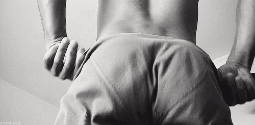 savvyifyanasty:  &gt; asss  Follow me @ savvyifyanasty.tumblr.com
