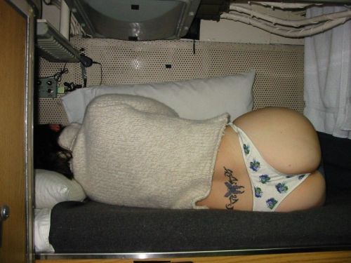 military-babe-orh:  