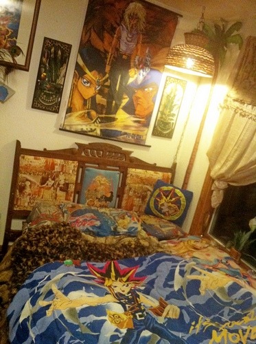 elitefourkylewantstobattle:  sxa-pride:  albino-yaoi:  My mother came over for a visit. Instant remark: “One of the reasons why you don’t have a boyfriend is because of your goddamn bed.” I fail to see any problems.   #if you wanna be my lover#you