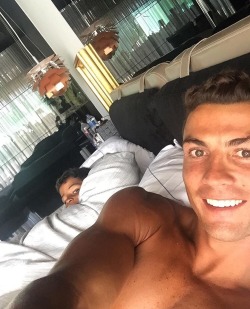 blueklectic:  zerosuit:  Cristiano and his