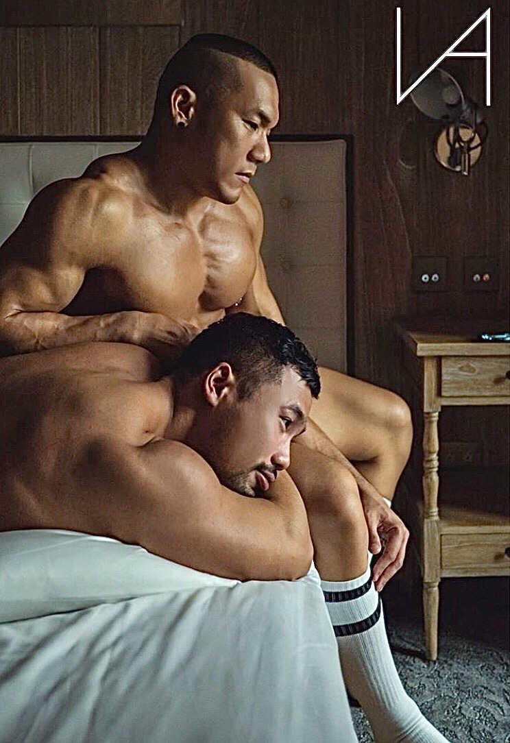 men-with-black-hair:supermen-with-black-hair:Sleep with at your own risk…ഥിംഛെംഹൊ।禾൨൰.൦൫.൦൧On the other hand…🤤