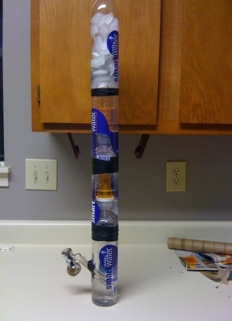 stonified:  DIY bongs 