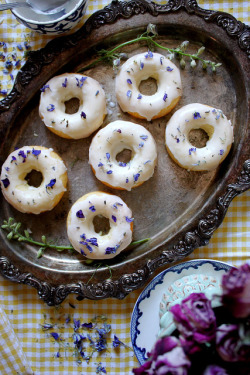 in-my-mouth:Lemon Lavender Donuts