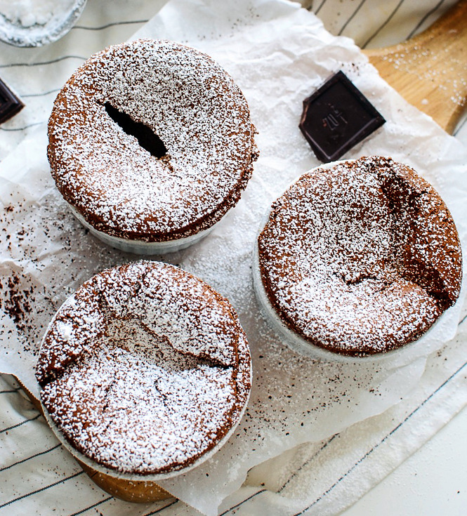delicious-food-porn:  Mini Chocolate Soufflés