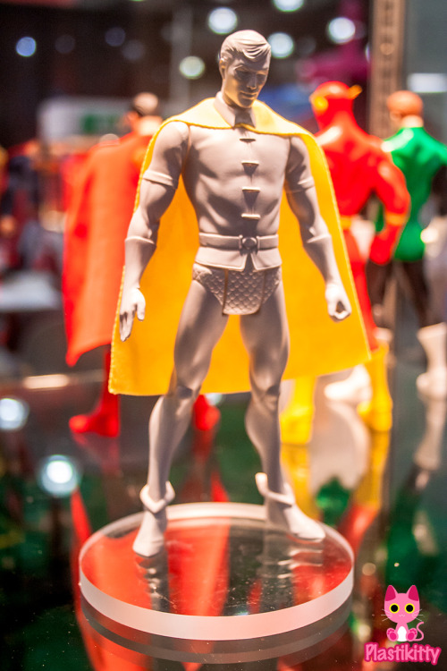 plastikitty:  Toy Fair 2015: Kotobukiya’s DC Comics Super Powers FiguresPersonally, I’d put Kotobukiya’s Super Powers line in the “definitely works” category. When I first saw the sculpts at Toy Fair I was filled with a rush of longing for all