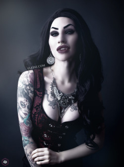 gothicandamazing:  Singer/Model/Edit: EleinePhoto: