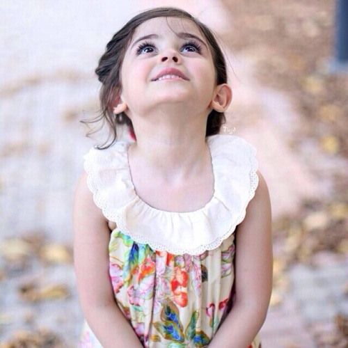 nouralkwon:  ٠ ٠ وانظر الى سمآء ربكَ وابِتسم                فلك ربٌ رحيم عليمٌ بقلبك لاينساك 🌸🍃