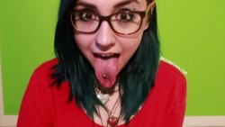 themissarcana:How about some mouth and tongue