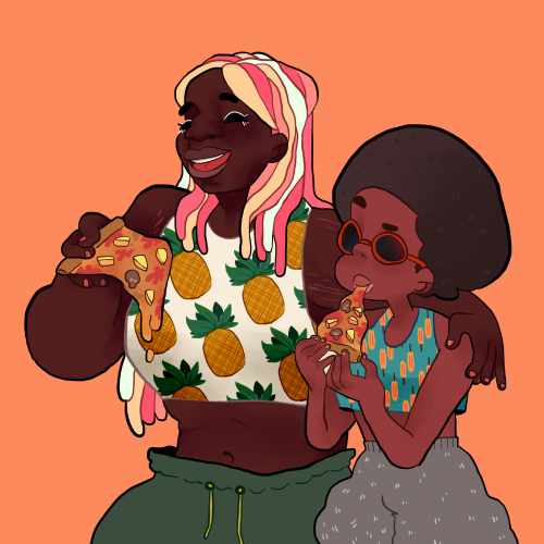 pizzakladd:Some human Bisnet for @bisnet-bomb day 2!!! The gals have been on the beach all day, and 
