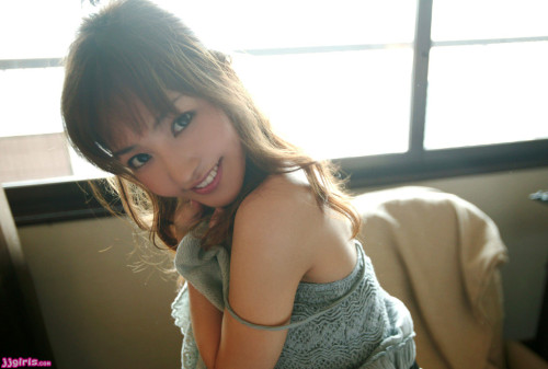 merlionhmannex002:  ◆# 12 画像 成島ちひろ Gallery # 1 @ 美少女無料画像の天国 Japanese Beautieshttp://www.japanesebeauties.net/japanese/chihiro-narushima/1/chihiro-narushima-12.jpg