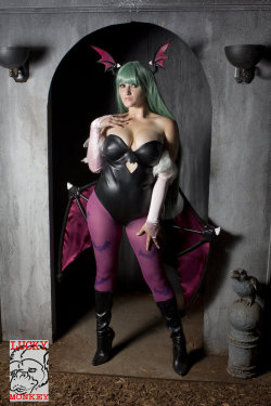 sharemycosplay:  More amazing shots from the team of facebook.com/MonkeyPhoto and @pokypandas. Morrigan rocks! #cosplay #darkstalkers http://pokypandas.deviantart.com/https://www.facebook.com/MonkeyPhoto (Photographer) Check us out on Twitter as well
