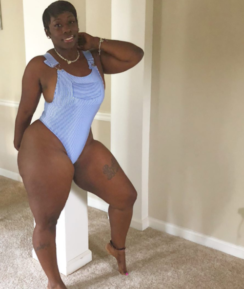 (Mrs.J)…i bet y'all never seen chocolate this thick