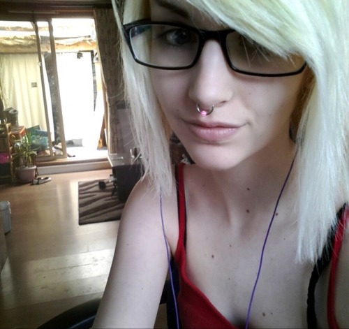 tkittykitty23: Hello me, meet the real me❤️ Enjoyed. P.S I need mommy or daddy  If you&rsquo;re 