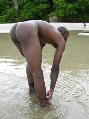 calvin-klein96:  blackmeet3:  incognegroed:  #KobeBryant  Blackmeet3  yummy ass 