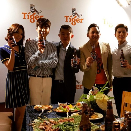 170616 Lizzy, Leeteuk and Kim Dongjun @ Tiger Beer event