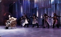 kingmjjpop:  thepersianboy:  Oh forreal, MTV?  DO YOU REMEMBAH MTV? ON THE PHONE?