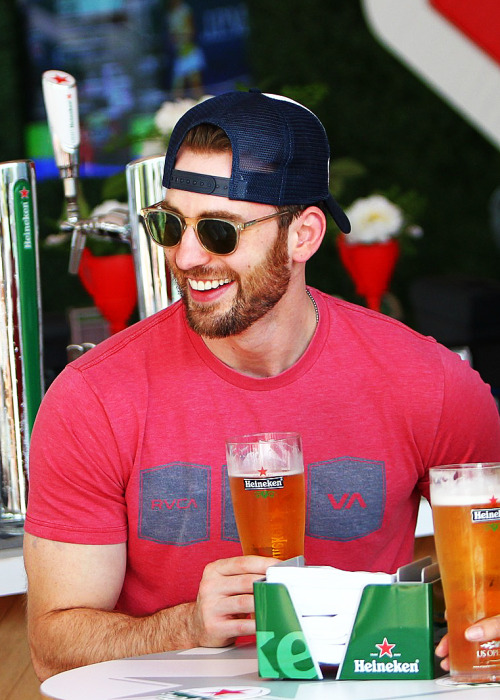 chrisevanslive: CHRIS EVANS at the Heineken House during the US Open, 2014.