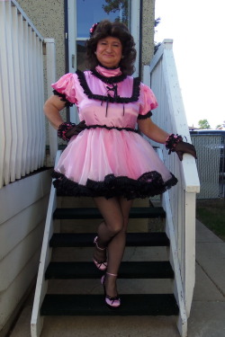 maidteri:  Posing in my Prissy Sissy Gemima dress  