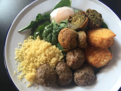 This was a good lunch - spinach falafel, rosemary beef meatballs, fried goat cheese and a sous vide 