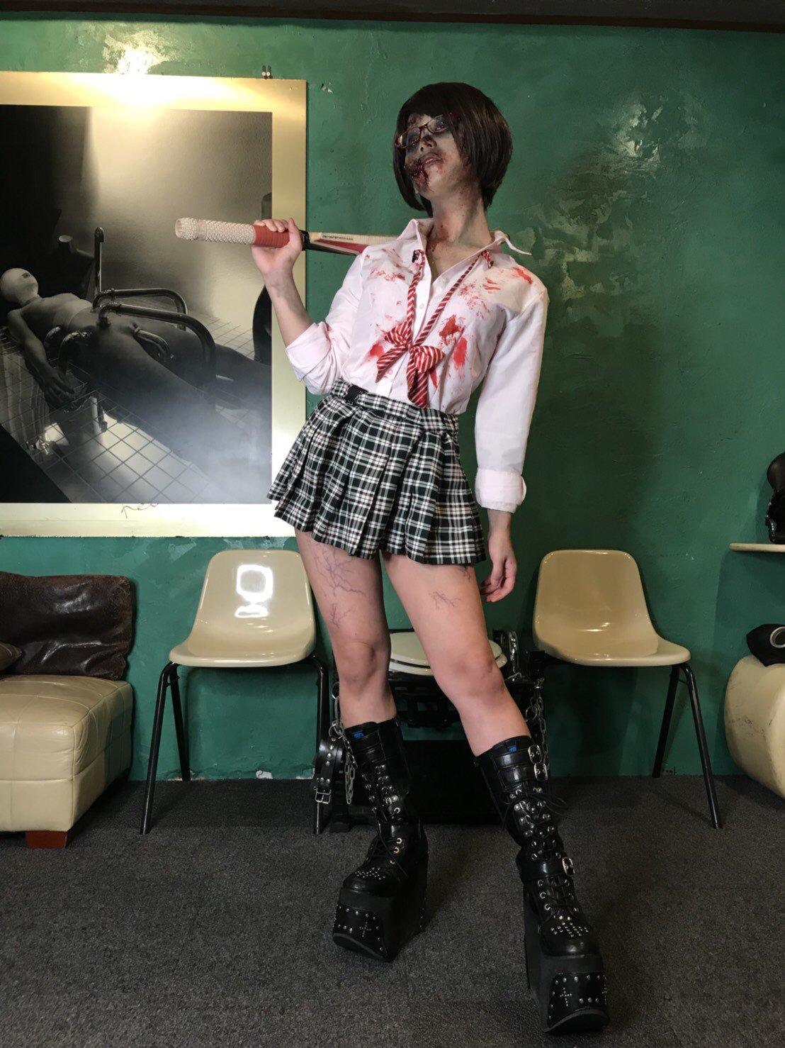 cosplayheaven:  Zombie Halloween Cosplay by Eri Kitami