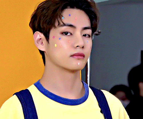I Love One (1) Minioncr. Jung-koook