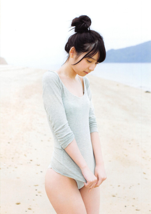 voz48reloaded:Matsuoka Natsumi 1st photobook 「Tsuishin」