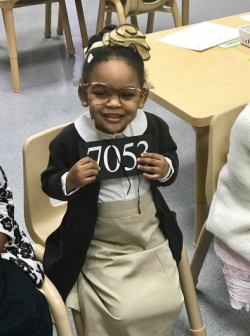 black-to-the-bones:    Her name is Zoey and she is 3 years old.. She is dressed up as Rosa Parks for her school presentation    Representation matters. Our history matters. 