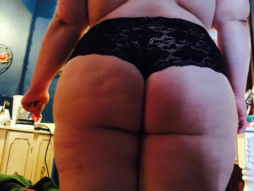chelzzandmm: My favorite colors @allthickbooty