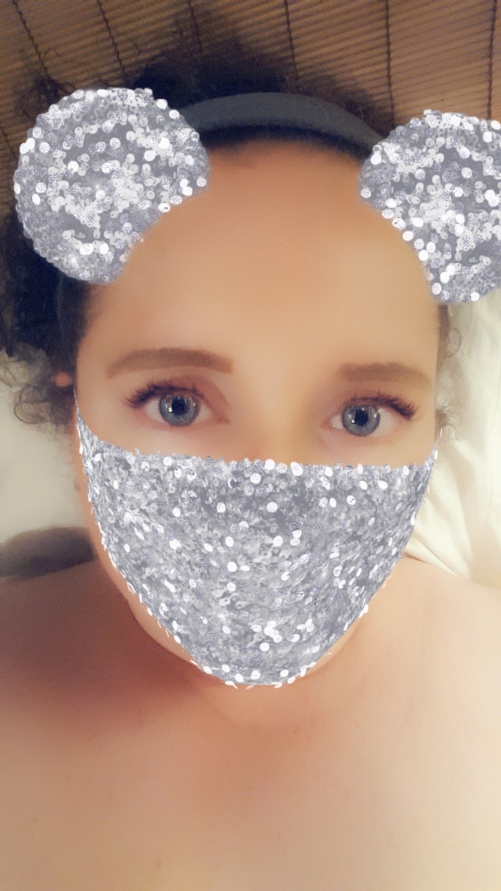 mybbwsecrets:  I love taking sexy pics for my followers, the best on Tumblr!!!  💋💋💋Like,