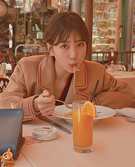 zionqt:Suzy for Elle ♥ 