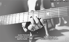 team-malhacao:  ↳ Lia + Guitarra  porn pictures