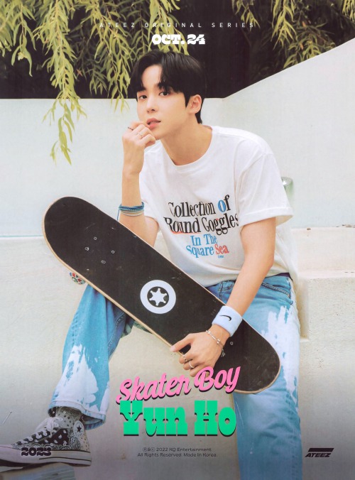 Ateez 2023 Seasons Greetings Mini Poster Scans Friends Version ( Atomyouthz) 