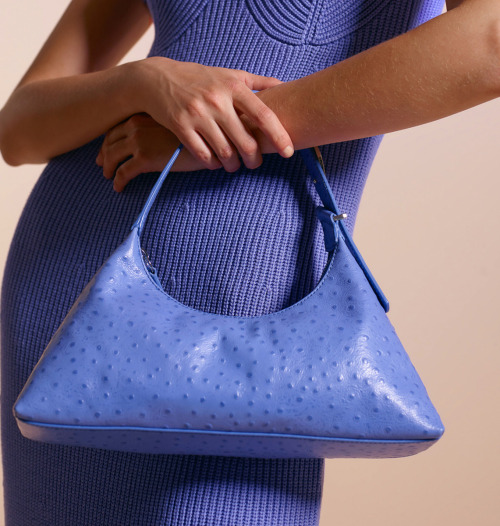 Trendy Bag for FW21: Early 2000′s bag.- Contemporary sharp-cut hobo bag.Annakiki, Givenchy, Jo