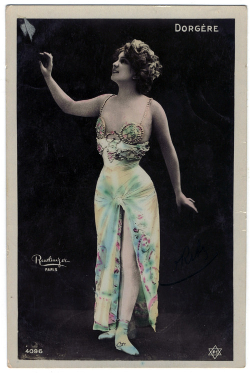 French actress Arlette Dorgère by Léopold-Émile Reutlinger