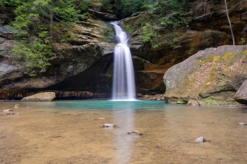 Lower Falls of Hocking Hills putting out a good flow. — #hockinghills #hockinghillsstatepark #ohioex