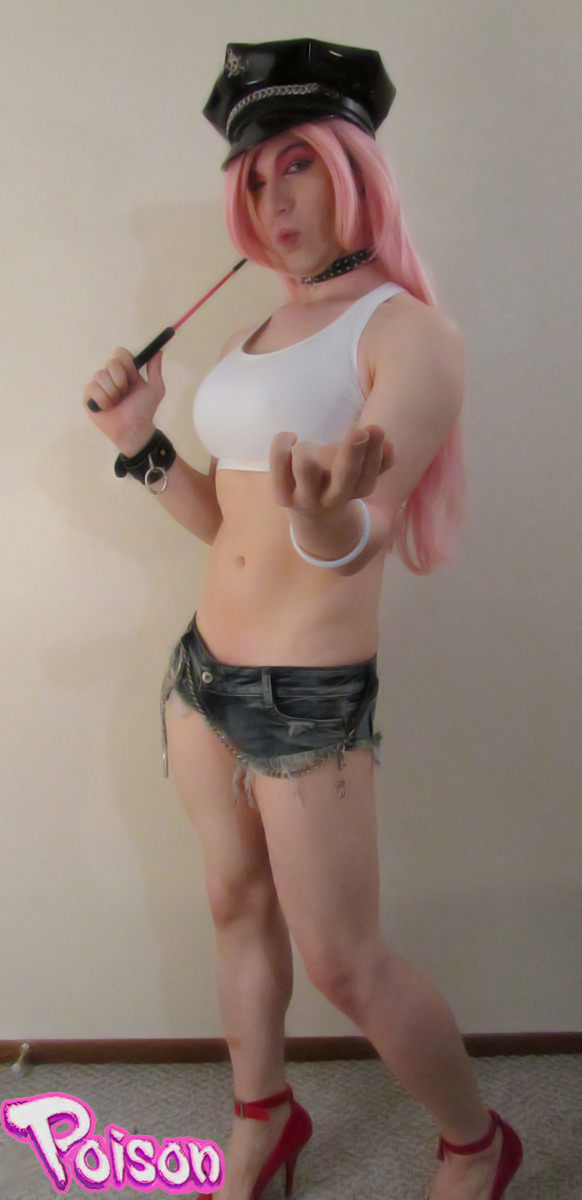 neko-boi:  Heading to ColossalCon (in Sandusky Ohio) this weekend? Check me out as