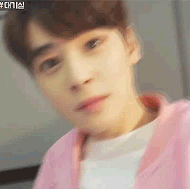 moonbinny:  sanha’s fascination with eunwoo’s eyes and lips is beyond me