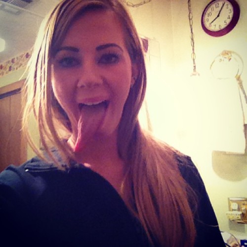 longsexytongues:  @_baylien of Instagram