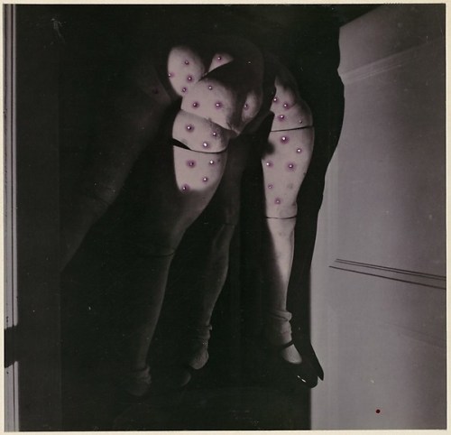 seriallier:    © Hans Bellmer adult photos